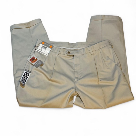 Men's Brand new with tags Savane 38X30 White Motion Pants - Picture 2 of 6